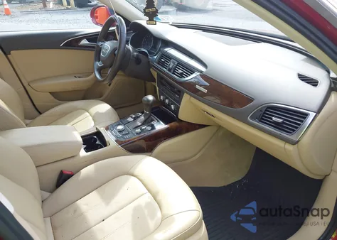 2013 Audi A6 3.0T Premium z USA, uszkodzony, nr VIN WAUGGAFC5DN045748